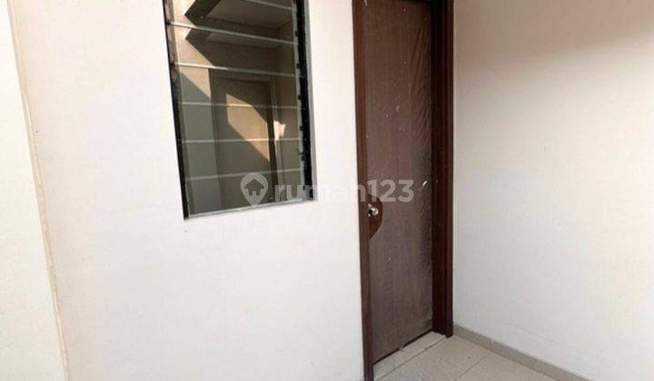 Disewakan Rumah Baru Siap Huni di Suvarna Sutera Masih Fresh 2