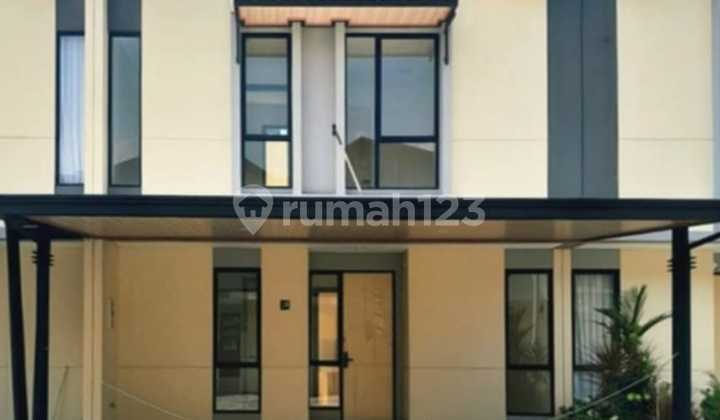 Disewakan Rumah Baru Suvarna Sutera Semi Furnished