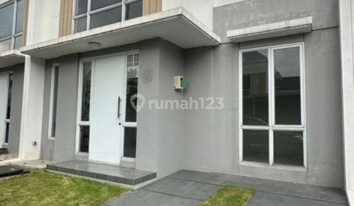 Disewakan Rumah Siap Huni Akses Tol Langsung di Paramount Petals 1