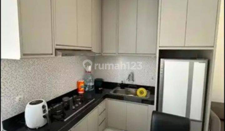 Disewakan Rumah Baru Bagus Semi Furnish Rapi Terawat Suvarna Sutera Lingkungan Nyaman 2