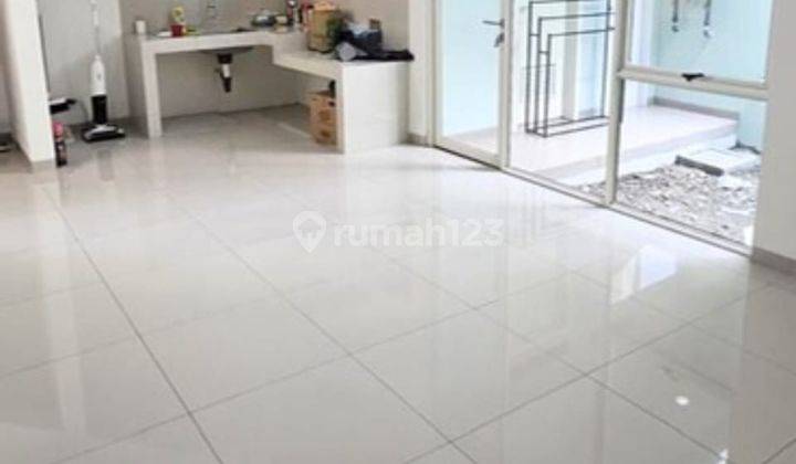 Disewakan Rumah Cantik Siap Huni Kondisi Bagus Rapi Terawat Suvarna Sutera 2