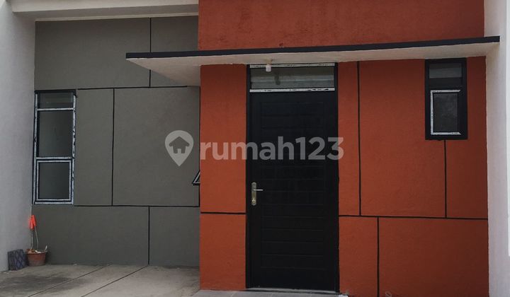 DI OVER HUNIAN MINIMALIS CANTIK DEKAT KAWASAN HARAPAN INDAH BEKASI UTARA  1