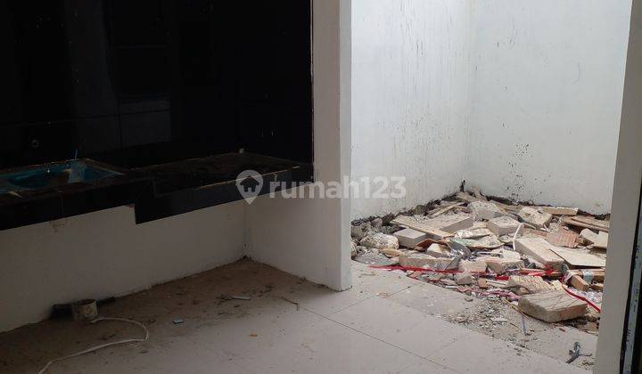 DI OVER HUNIAN MINIMALIS CANTIK DEKAT KAWASAN HARAPAN INDAH BEKASI UTARA  8