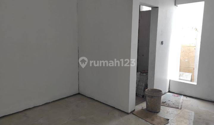 Rumah 2 Lantai SHM Baru di Jln leuwinaggung Bogor 5