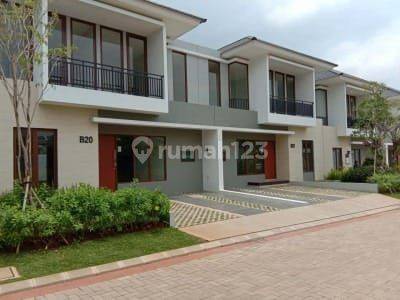 Rumah di Kranggan 2 Lantai SHM Baru Semi Furnished 2