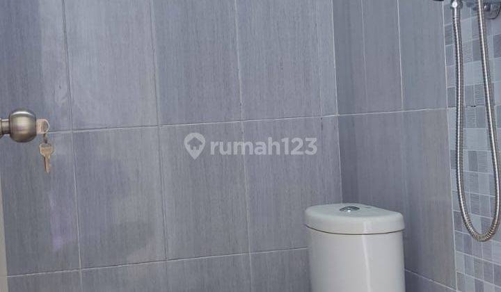 Rumah 2 Lantai di Karang Satria Bekasi SHM 11