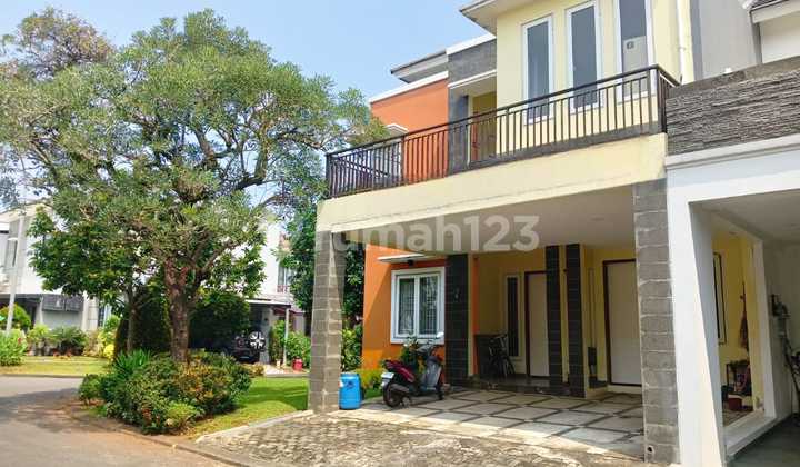 Rumah Cantik Posisi Hook Di Delatinos Bsd City, Legalitas Shm