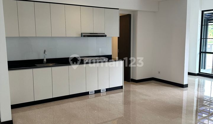 New House Just Built, Still Fresh, Never Been Occupied in Hiera BSD City. 2