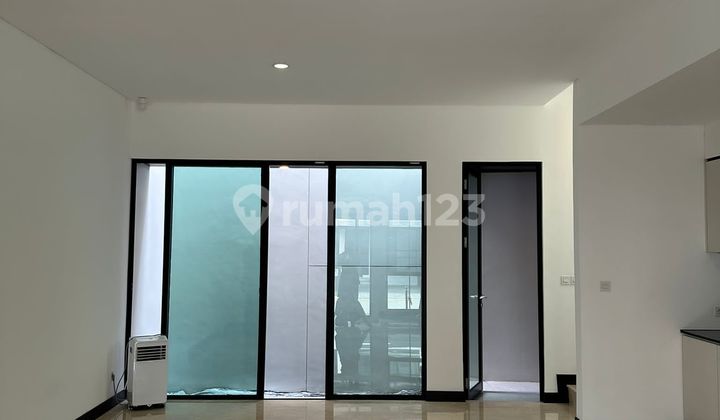 Rumah Baru Serah Terima, Belum Pernah Di Huni Di Hiera Bsd City 2