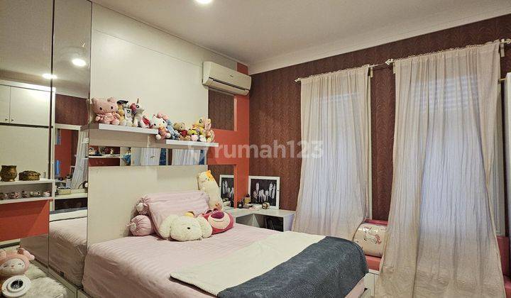 Di Jual cepat rumah 3 lantai di Sutera Palma Alam sutera 2