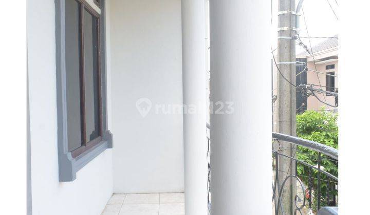 Di jual cepat rumah 2 lantai modern di pondok benda baeat 2