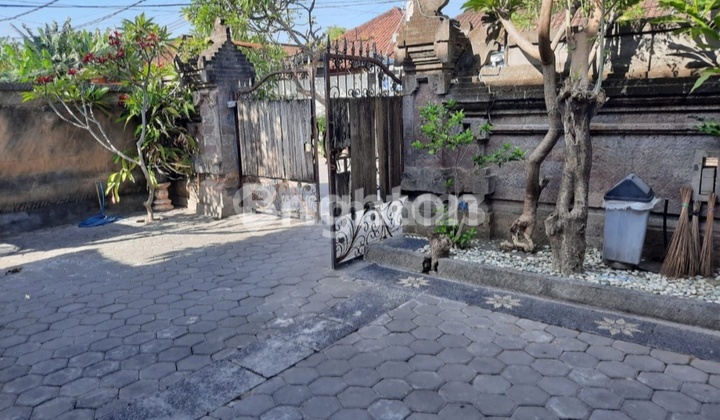 Rumah Dua Lantai di Sesetan Denpasar 2