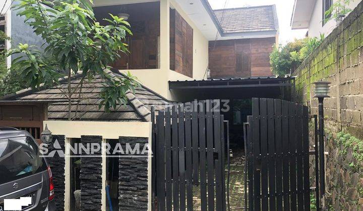 Rumah 2 Lantai Sudah Renovasi SHM di Limo, Depok 1