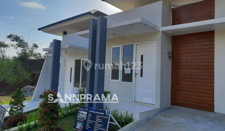 Rumah di Lembah Bukit Ciseeng Serasa Vila 1