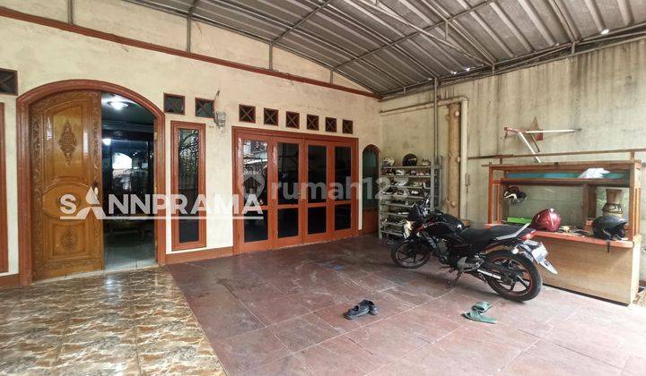 Rumah SHM Hook di Kavling Dki, Cipedak, Jakarta Selatan 2