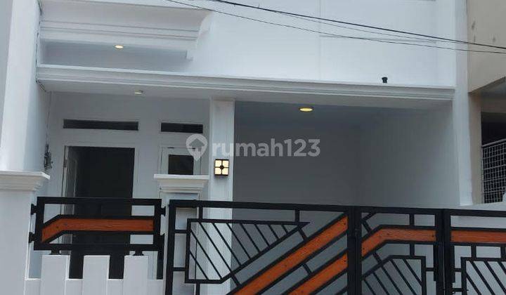 Rumah Siap Huni 2 Lantai Dekat Gerbang Tol Sawangan 1