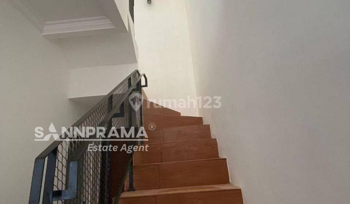 Rumah Ekslusive 2 Lantai Sukatani 5 Unit Saja rn prdce  2