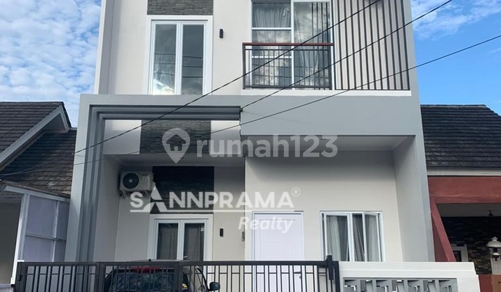 750 Juta Dapat 2 Lantai di Cluster Dekat Tol Desari