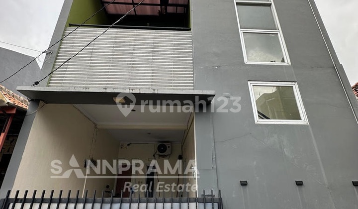 Bu - Rumah 2 Lantai Semi Furnished Di Cakung Jaktim -rn-