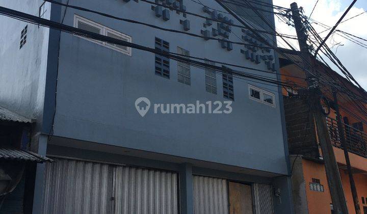 Ruko 2 1/2 lantai lokasi strategis dikelapa dua,Depok 1