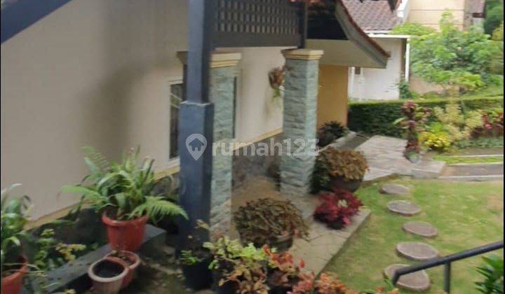 Dijual Villa Grand Trawas Sangat Terawat  10