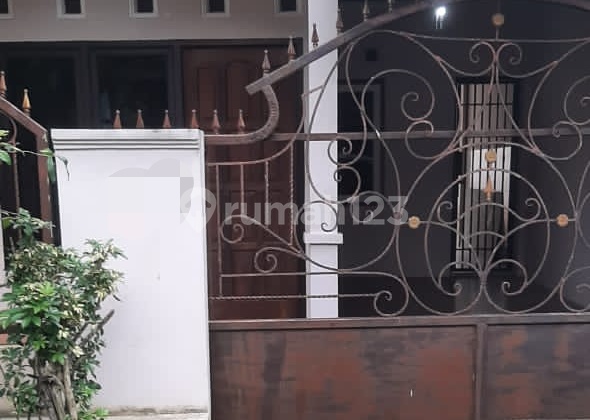 For Rent Ready-to-Occupy House in Pudakpayung, Semarang