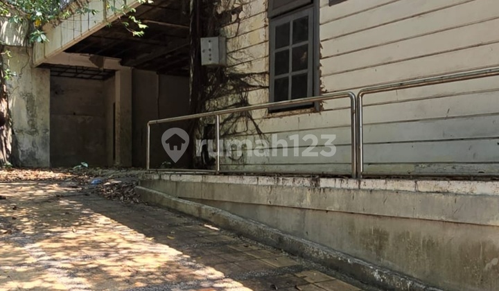 Dijual Rumah Lingkungan Elite Harga Ekonomis Jl. Diponegoro Semarang 2