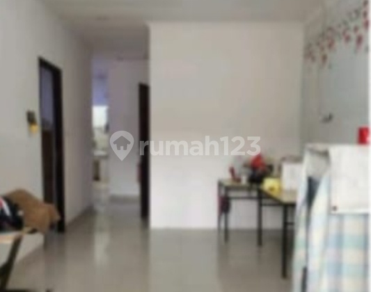 For Sale B U Ready-to-Use Strategic House on Jl. Cimandiri Semarang 2