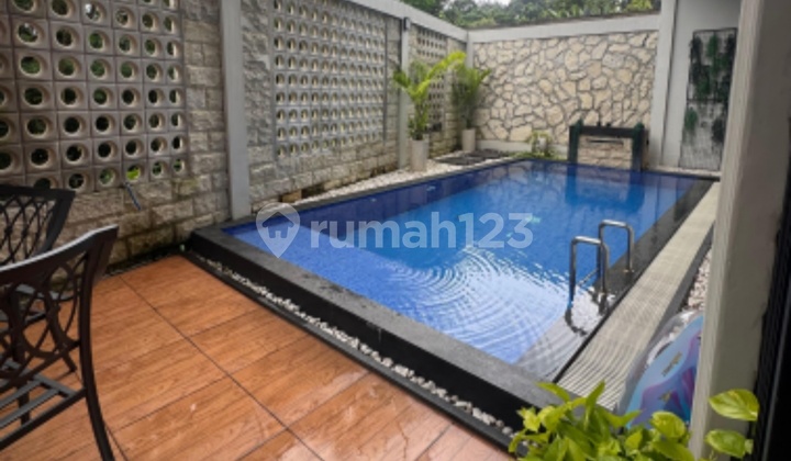 Dijual Rumah Baru + Kolam Renang Jl. Kolonel Sugiarto Semarang 1