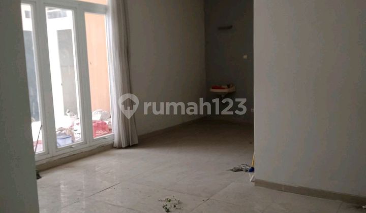 Dijual Rumah Tengah Kota Jl. Seroja Semarang 2