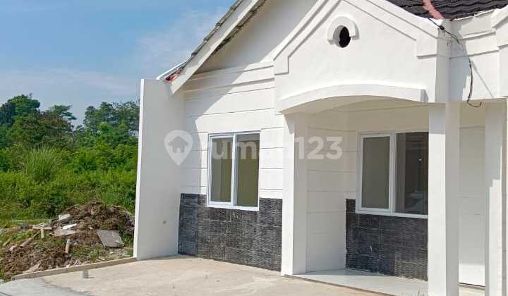 Di Jual Rumah Subsidi Disain Modern Dp 0% Lokasi Cibarusa Kab.bekasi Gerbang Masuk Di Pinggir Jalan Di Jual Rumah Subsidi Disain Modern Dp 0% Lokasi Cibarusa Kab.bekasi Gerbang Masuk Di Pinggir Jalan
