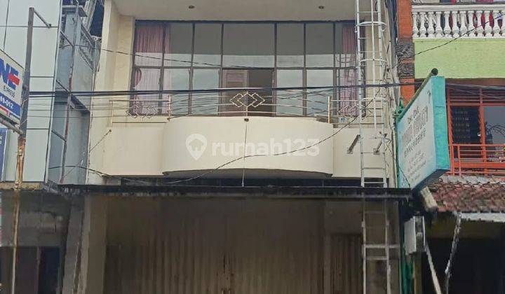 FOR RENT 3 STOREY SHOPHOUSE DENPASAR 1