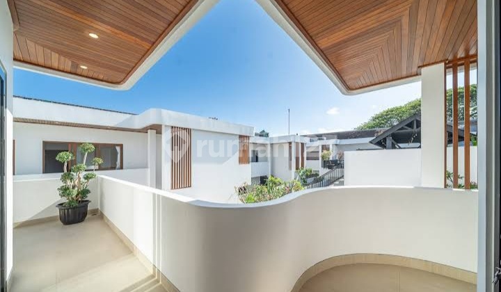 Your Dream Villa In Sanur Awaits! Leasehold 30 Years – Ready Stock Your Dream Villa In Sanur Awaits! Leasehold 30 Years – Ready Stock