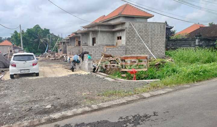 Affordable Ready-to-Live House in Tabanan Kediri, Free Certificate Name Change and BPHTB, SHM