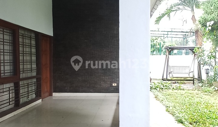 Rent House 400 M² in Cipete. Close to Cipete MRT. 2