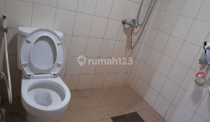 Aspen Residences Apartemen Semi Furnished 8