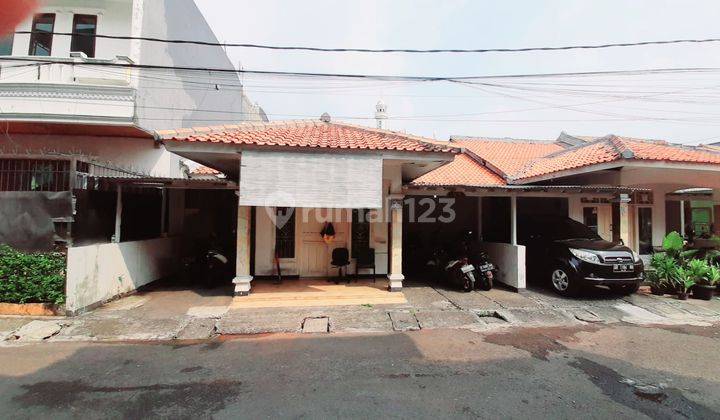 Rumah disewa,Town House,dekat MRT Cipete,daerah Fatmawati Jkt Sel 2