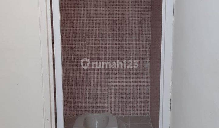 Rumah baru Bekasi Cantik SHM Bernuansa Eropa  17