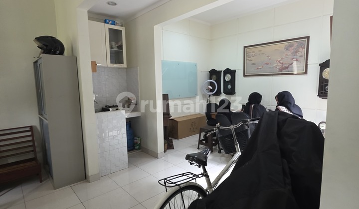 Rumah Sudah Renovasi di Graha Raya, Tangerang Selatan 2