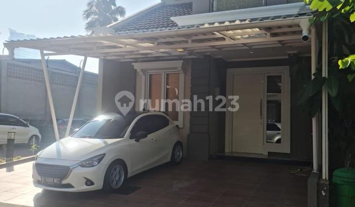 Rumah 2 Lantai Hook di Cluster Samara Village Gading Serpong, Tangerang