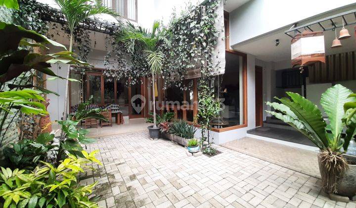 Rumah Hook Semi Furnished di The Green Blossomville 1