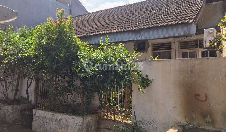 Rumah di Jalan mayang Tangerang kota SHM 1 lantai 2