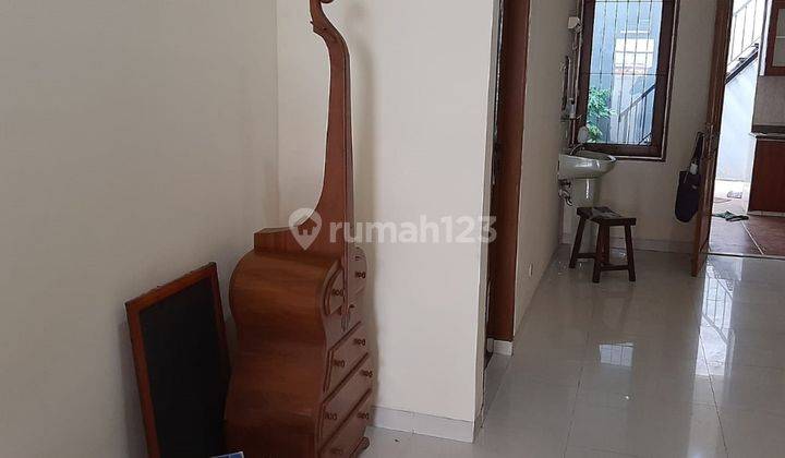 Dijual Rumah Di Taman Surya 3 Lantai Bagus dan Jalan Lebar 1