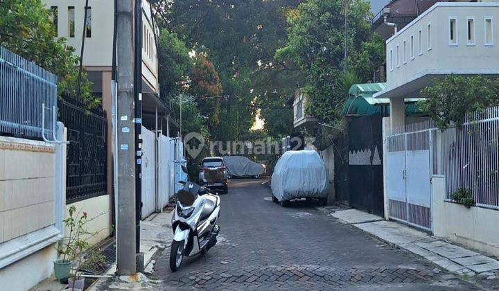 Dijual Rumah Hitung Tanah Saja di Taman Semanan Indah 2