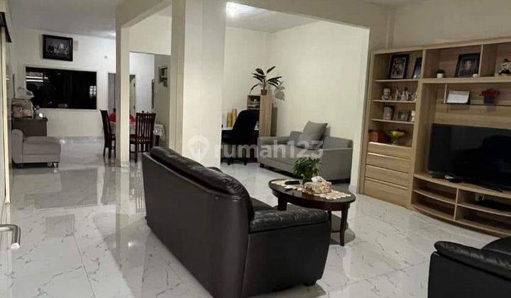 Dijual Rumah Bagus Besar di Kalideres  1