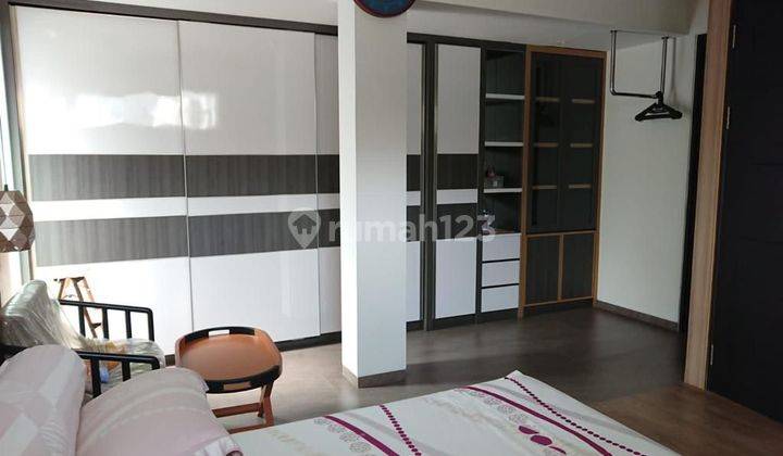 Dijual Rumah di Grand Puri Grisenda Bagus 4 Lantai Besar Furnished 2