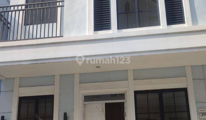 Dijual/Disewakan Rumah Unfurnished Baru di Lavon 2 Cluster Montana 1