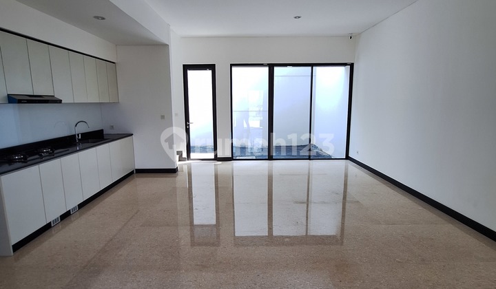 Disewakan Murah Rumah Brand New 7*16 Welton Hiera BSD Disewakan Murah Rumah Brand New 7*16 Welton Hiera BSD