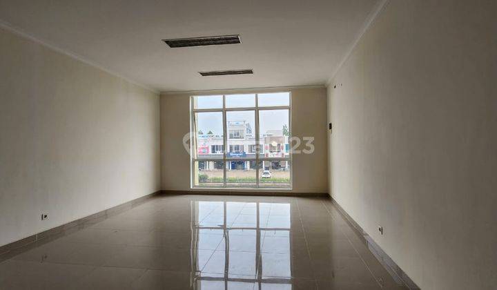 Disewakan ruko GoldFinch 2 lantai hadap jalan raya 5x16 Gading serpong 1