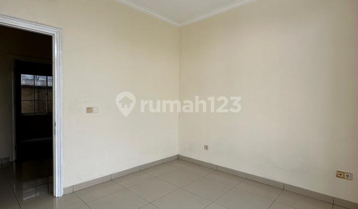 Dijual Rumah Rapi di Cluster Europe Green Lake City Glc 6*15 Selatan 2